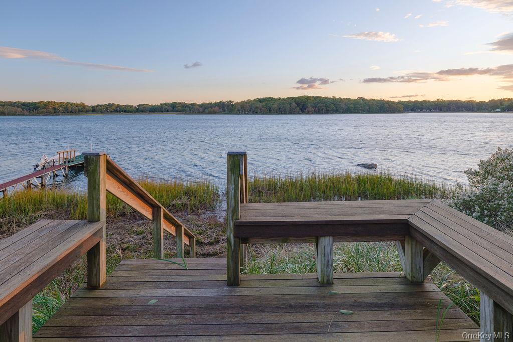 Single Family Ruch Suffolk County, NY 11971, MLS-926461-25