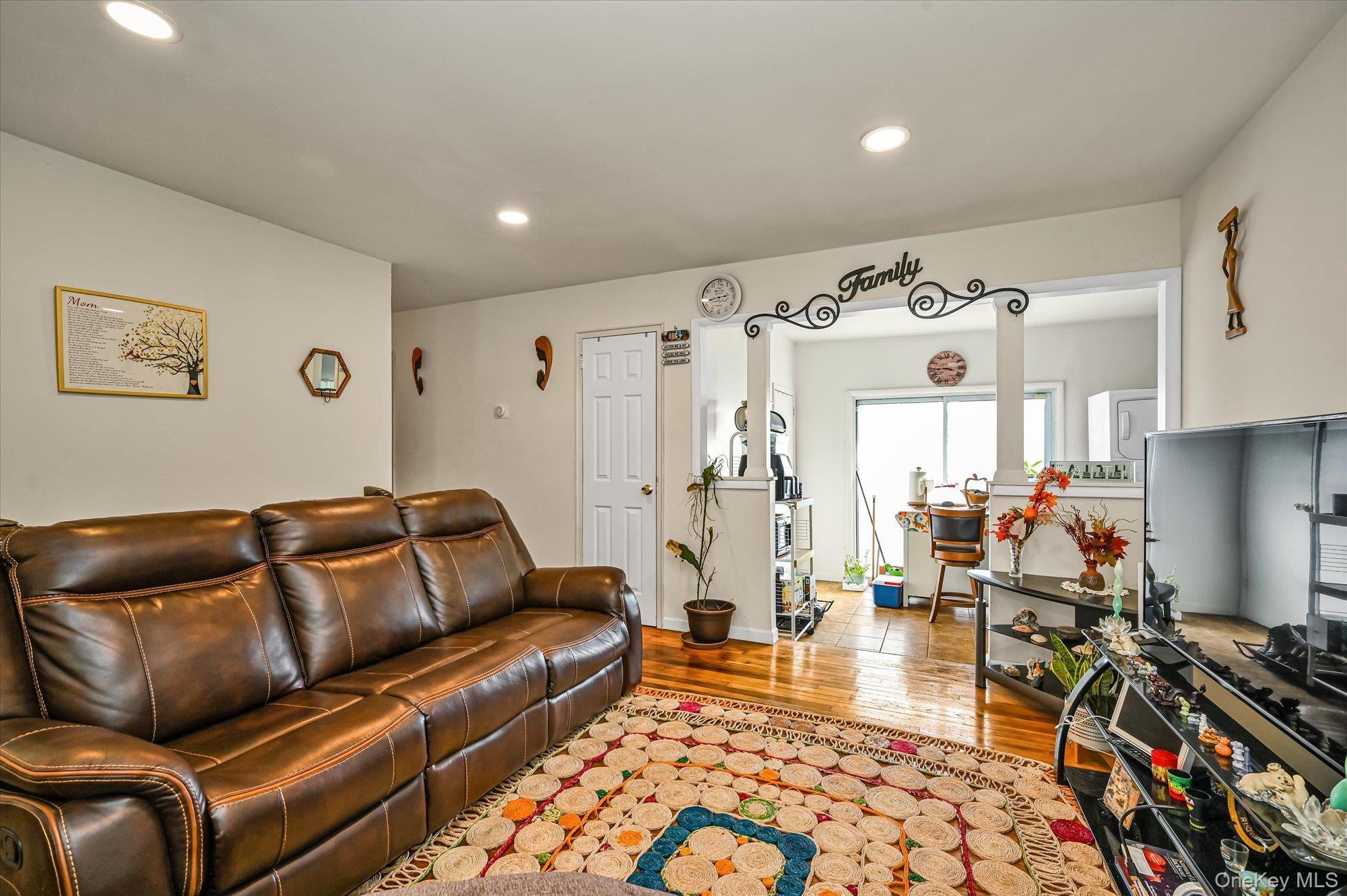 Single Family E Chestnut Street Suffolk County, NY 11722, MLS-926465-4