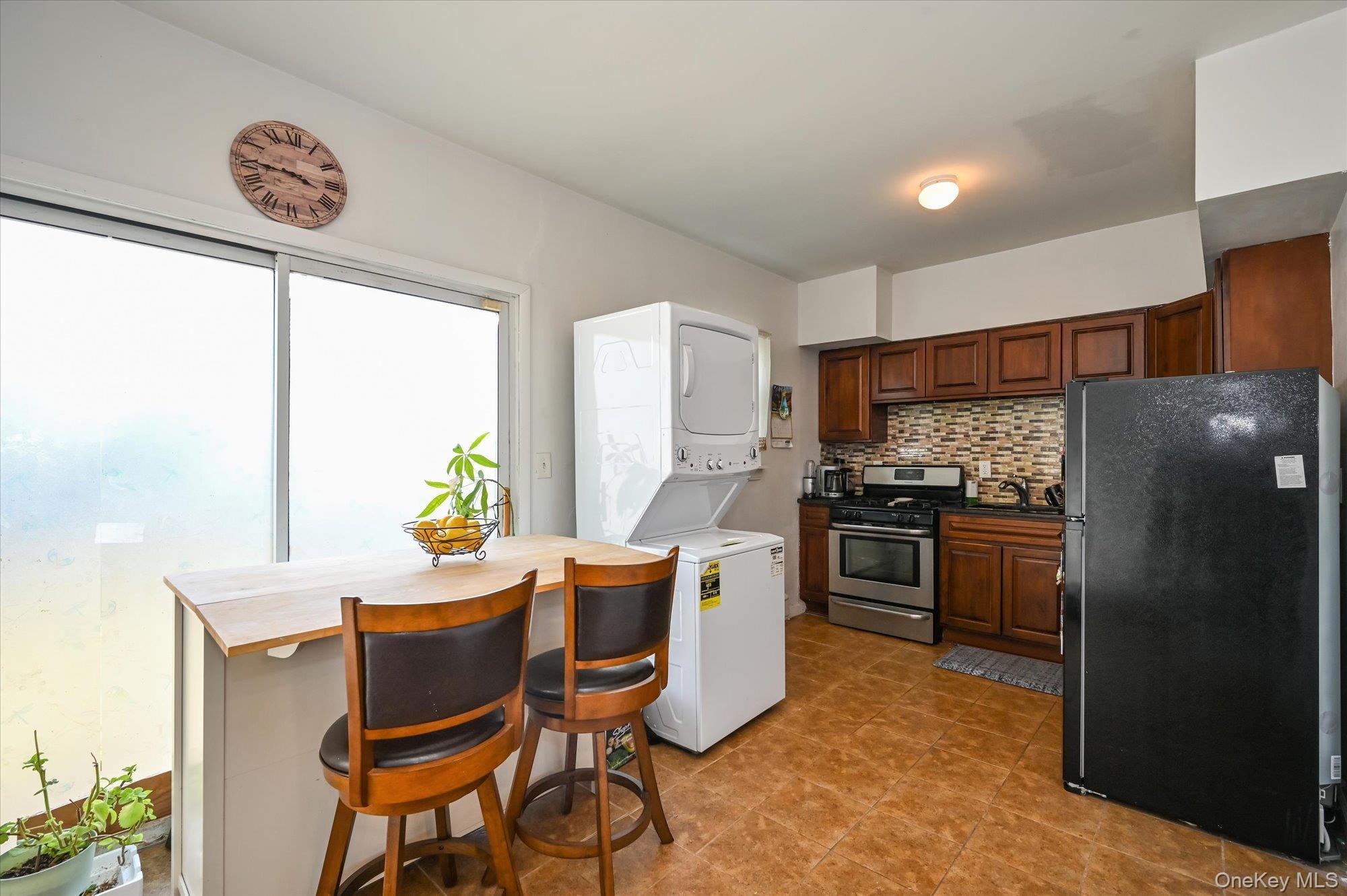 Single Family E Chestnut Street Suffolk County, NY 11722, MLS-926465-6