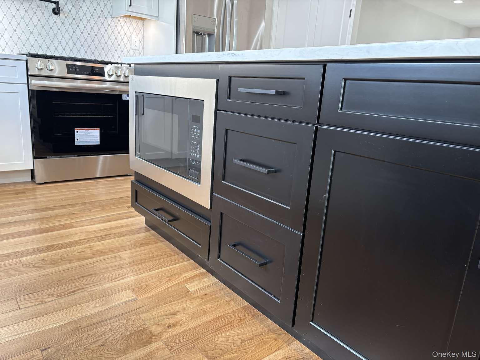 Single Family Furrow  Nassau County, NY 11756, MLS-926483-13