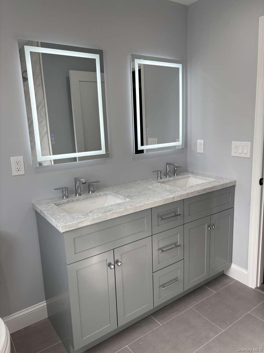 Single Family Furrow  Nassau County, NY 11756, MLS-926483-18