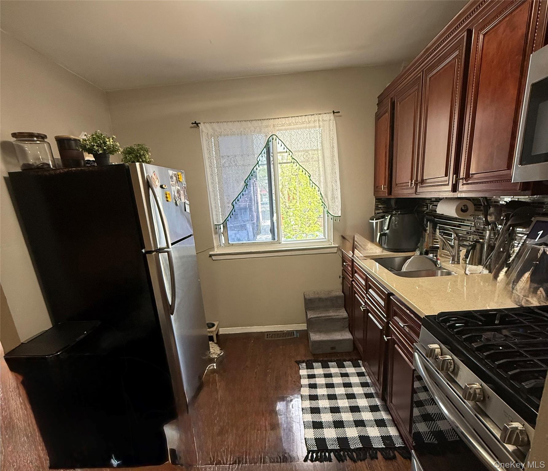 Single Family Torry  Bronx, NY 10473, MLS-926499-29
