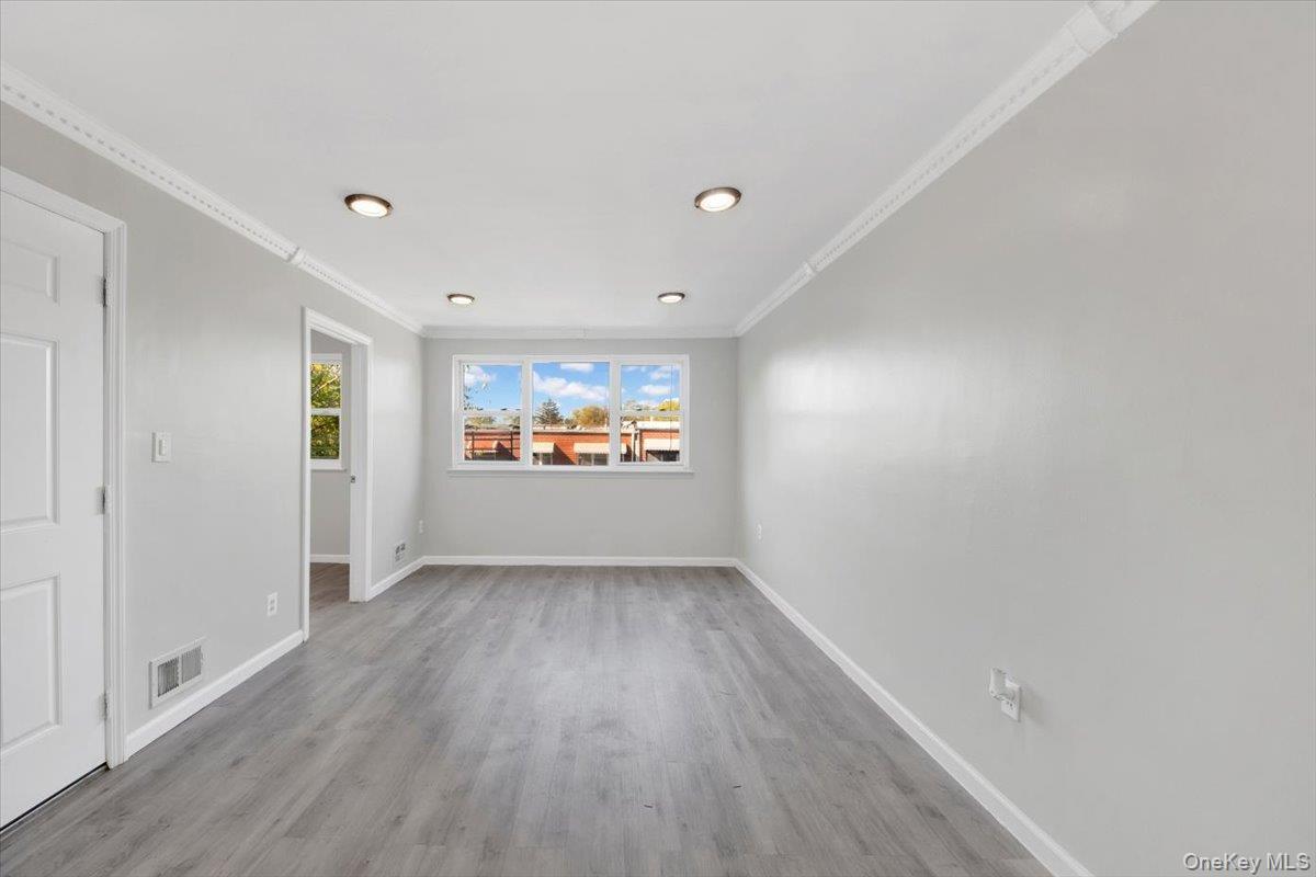 Single Family Torry  Bronx, NY 10473, MLS-926499-4