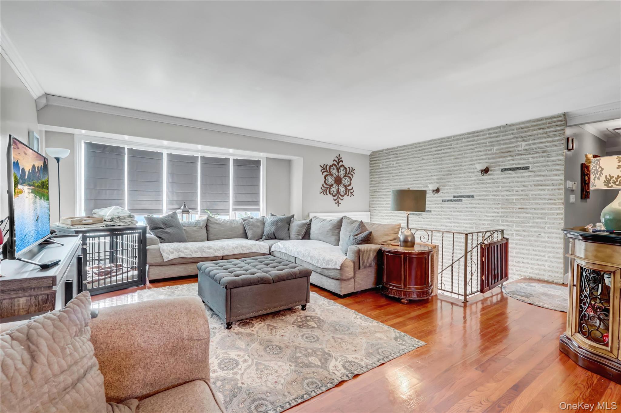 Single Family Harvard Nassau County, NY 11783, MLS-926529-16