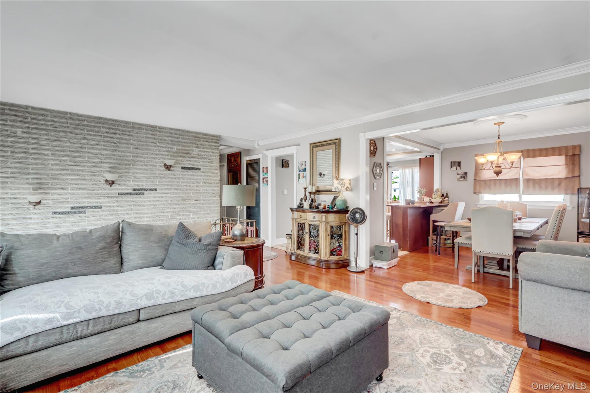 Single Family Harvard Nassau County, NY 11783, MLS-926529-17