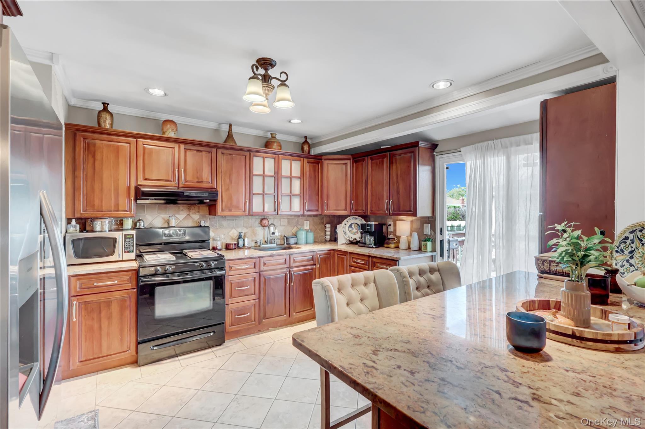 Single Family Harvard Nassau County, NY 11783, MLS-926529-21