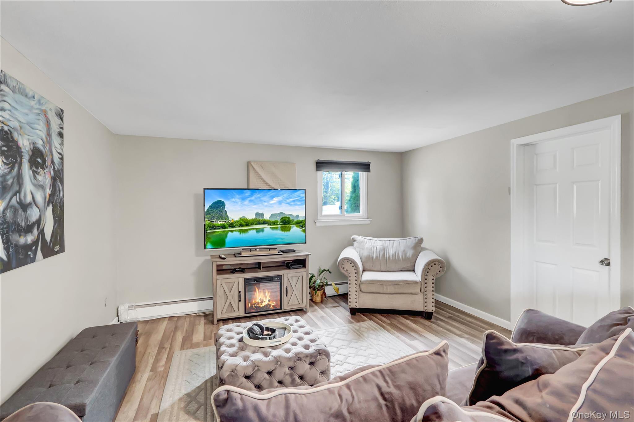 Single Family Harvard Nassau County, NY 11783, MLS-926529-4