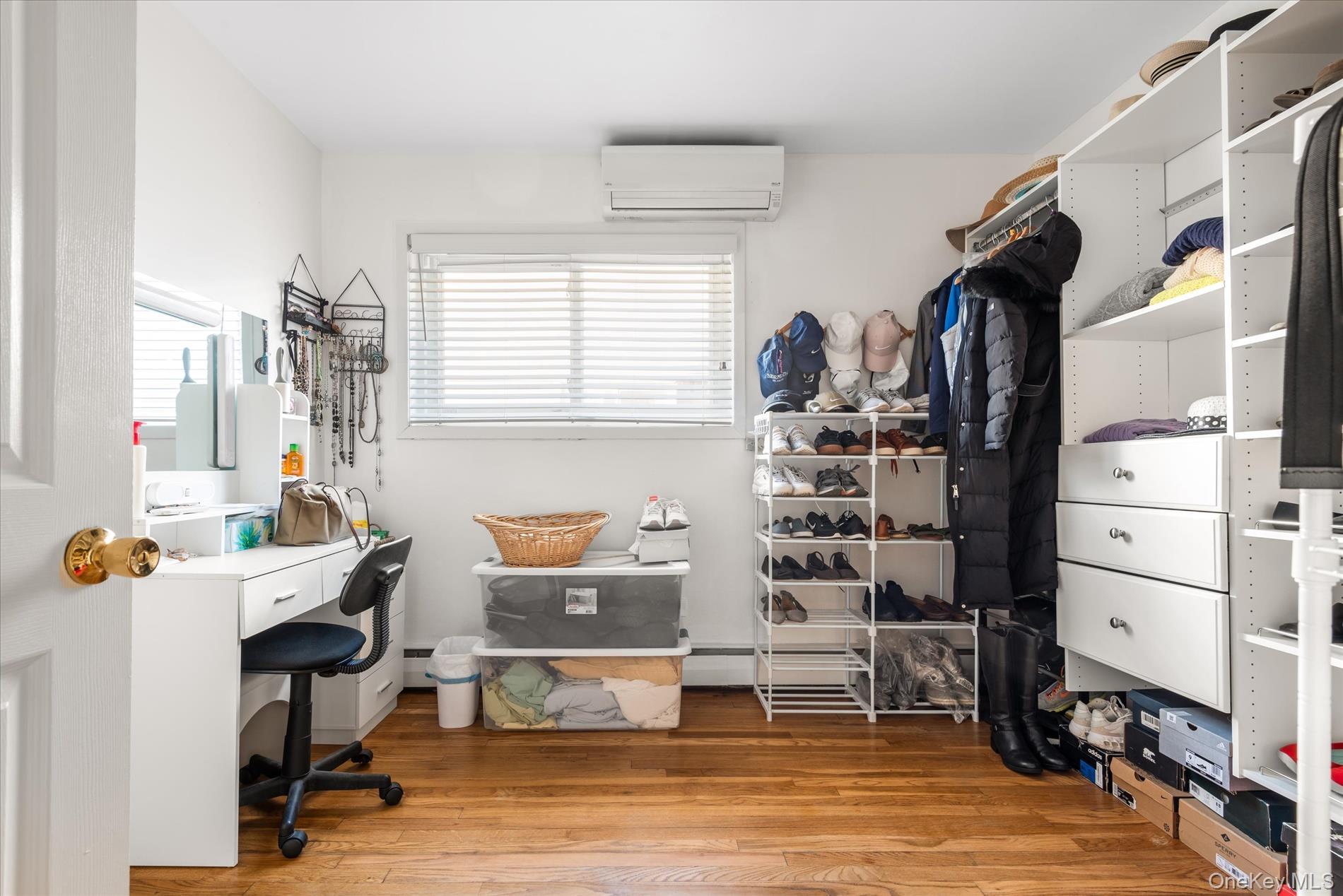 Single Family 82nd  Queens, NY 11414, MLS-926568-10