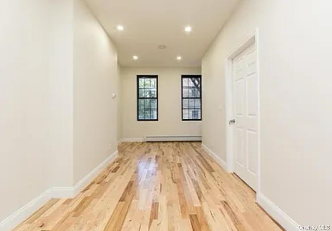 Single Family Rockaway Brooklyn, NY 11233, MLS-926570-12