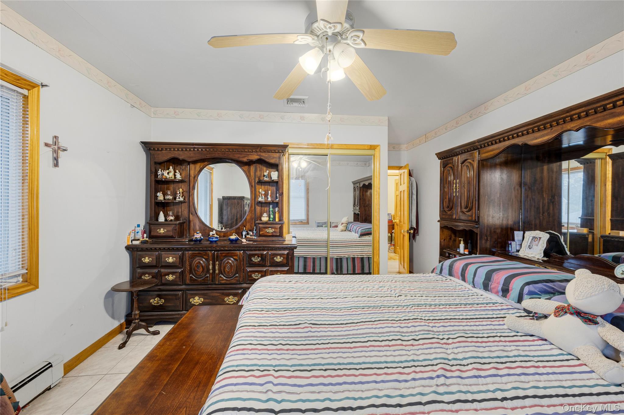 Single Family Oak  Nassau County, NY 11758, MLS-926576-11