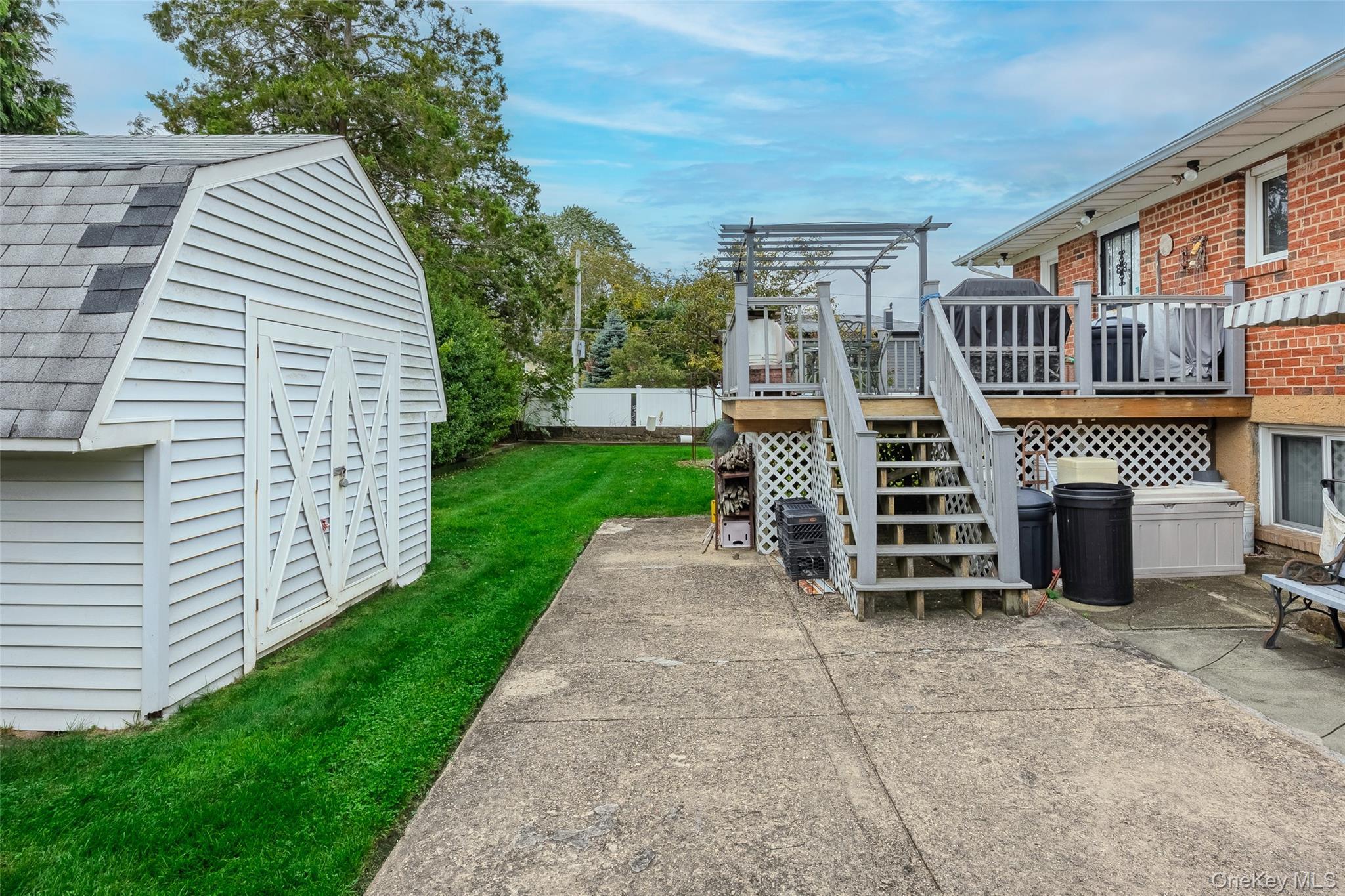 Single Family Oak  Nassau County, NY 11758, MLS-926576-24