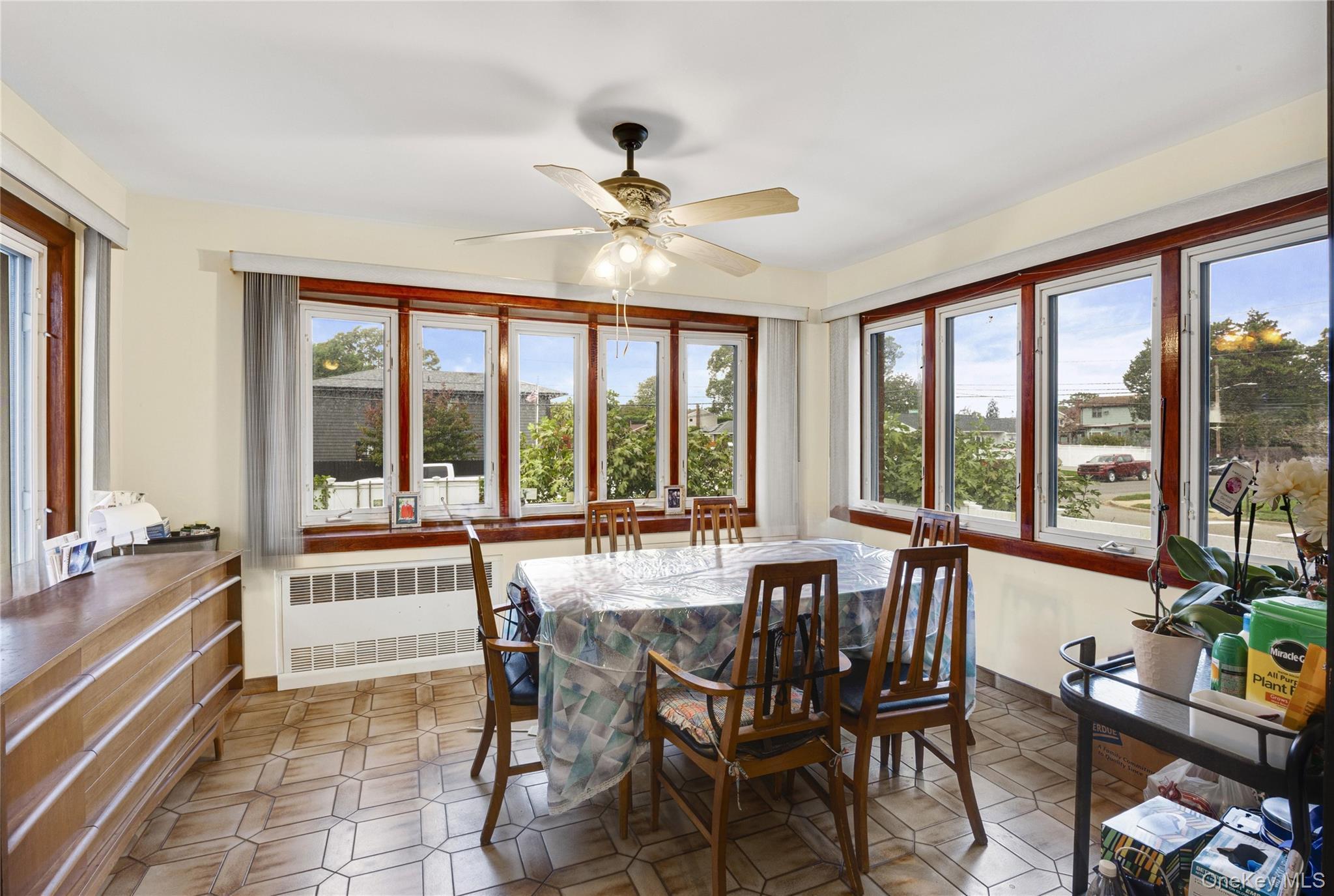 Single Family Oak  Nassau County, NY 11758, MLS-926576-4