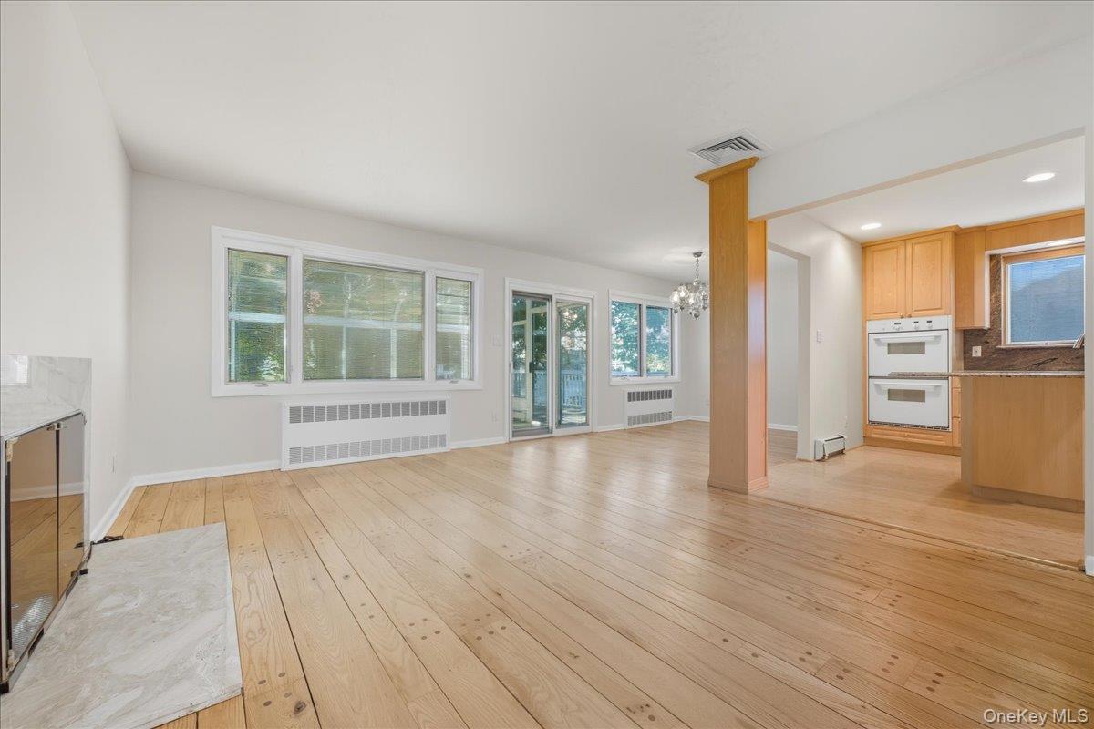 Single Family Fairfield Nassau County, NY 11050, MLS-926587-11