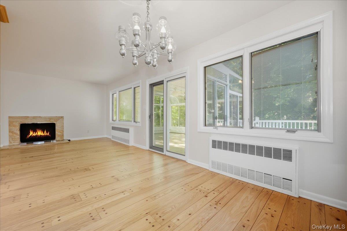 Single Family Fairfield Nassau County, NY 11050, MLS-926587-13