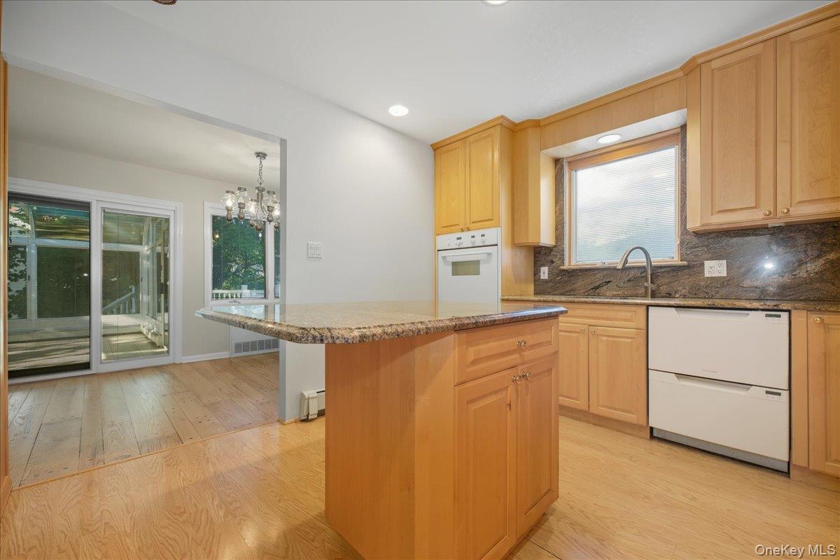 Single Family Fairfield Nassau County, NY 11050, MLS-926587-15