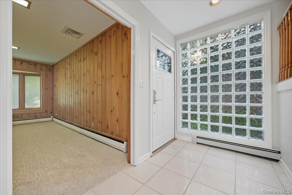 Single Family Fairfield Nassau County, NY 11050, MLS-926587-4