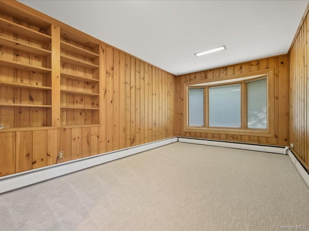 Single Family Fairfield Nassau County, NY 11050, MLS-926587-5