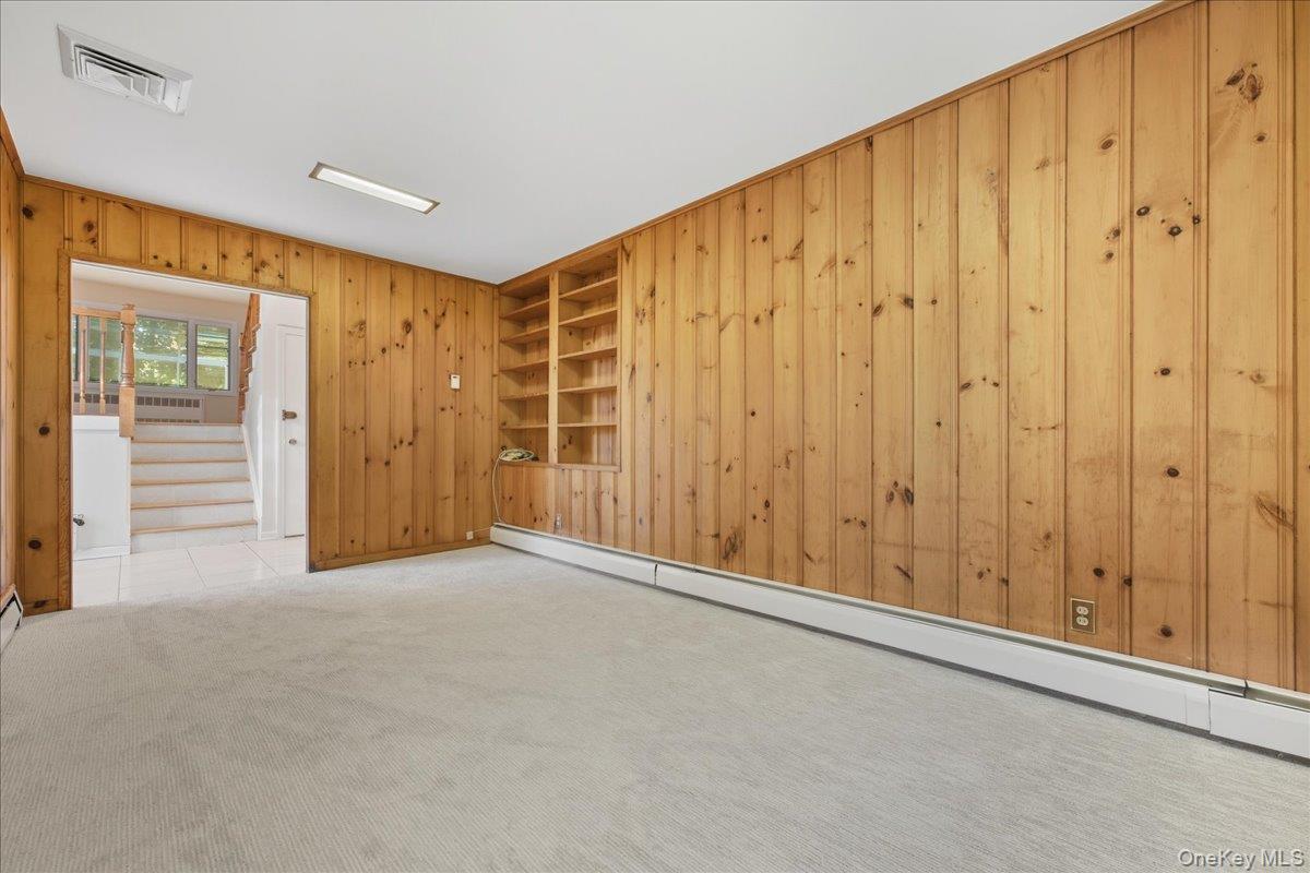 Single Family Fairfield Nassau County, NY 11050, MLS-926587-6