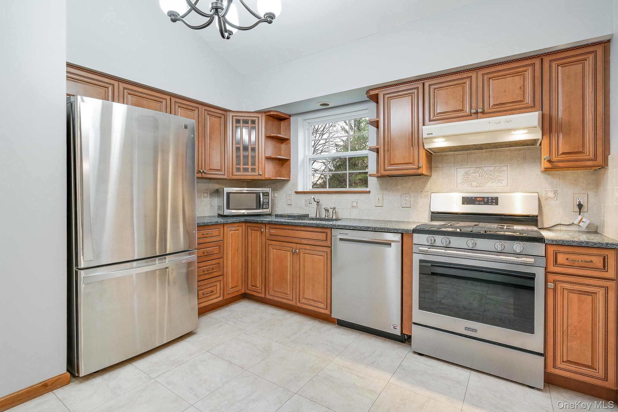 Single Family Mountainview  Dutchess County, NY 12524, MLS-926591-8