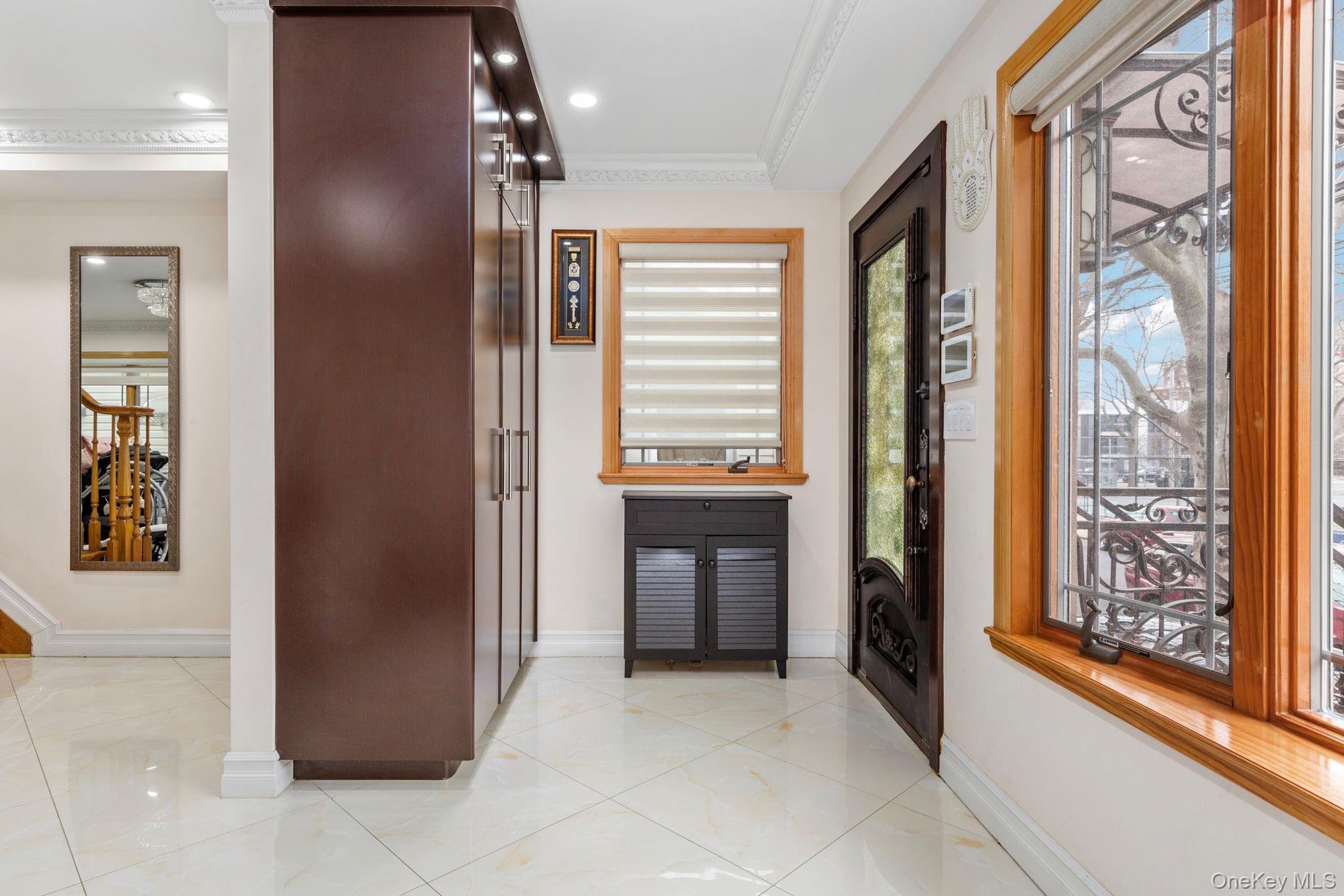 Single Family 77th  Queens, NY 11366, MLS-926595-7