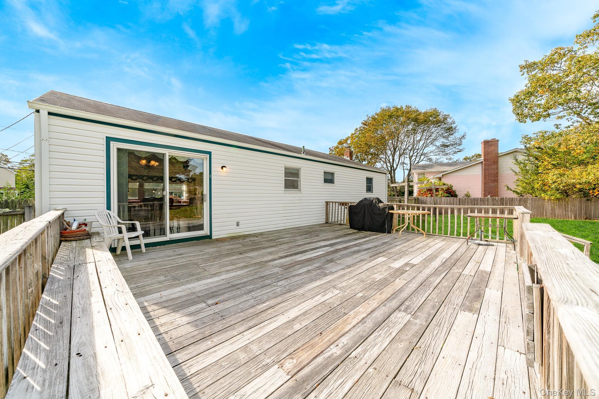 Single Family Argonne  Suffolk County, NY 11946, MLS-926617-26