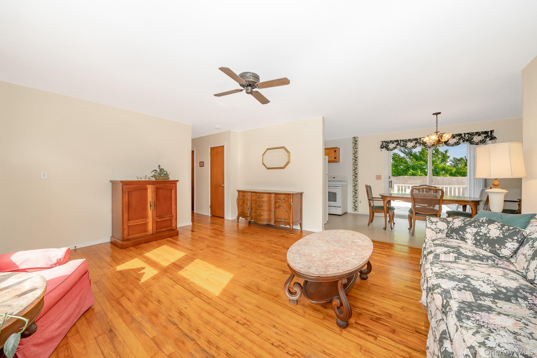 Single Family Argonne  Suffolk County, NY 11946, MLS-926617-4