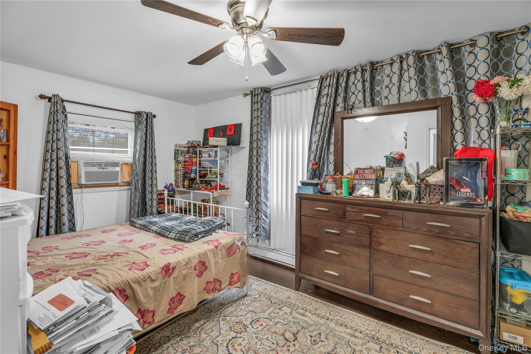 Single Family Somerset  Suffolk County, NY 11950, MLS-926620-14