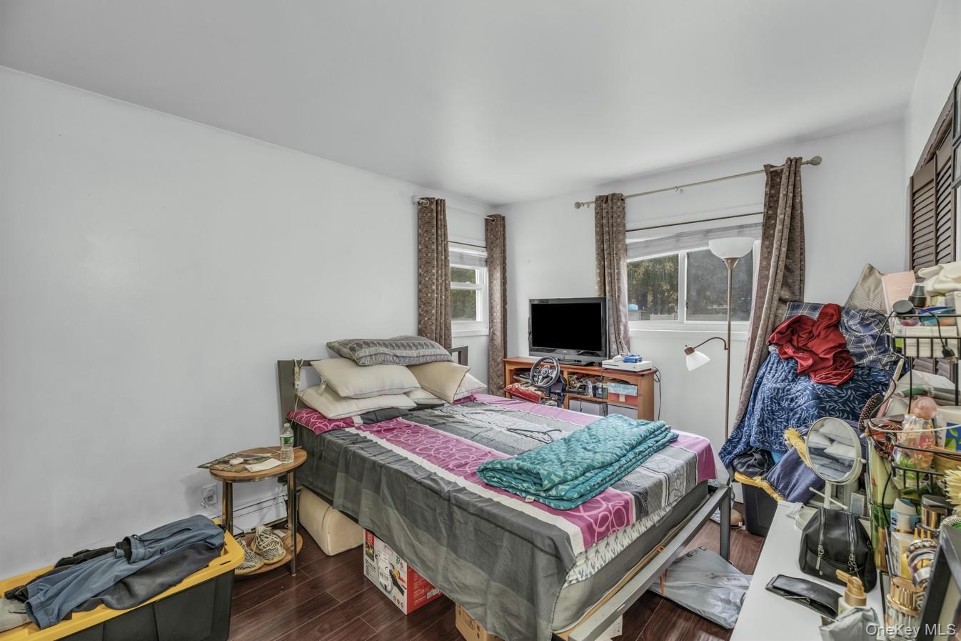 Single Family Somerset  Suffolk County, NY 11950, MLS-926620-16