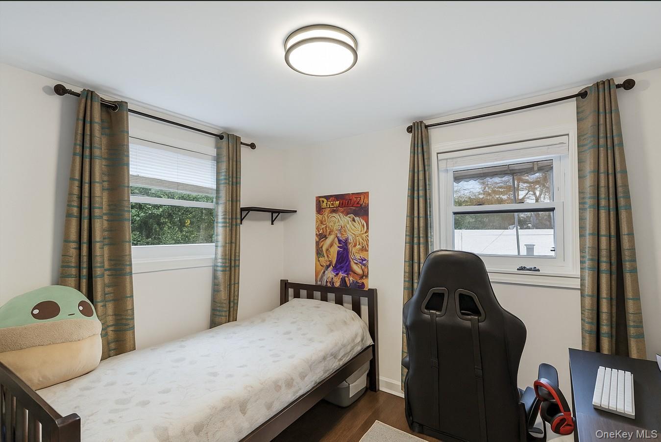 Single Family Somerset  Suffolk County, NY 11950, MLS-926620-17