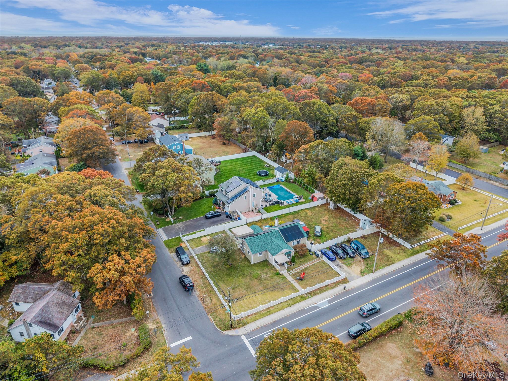 Single Family Somerset  Suffolk County, NY 11950, MLS-926620-23