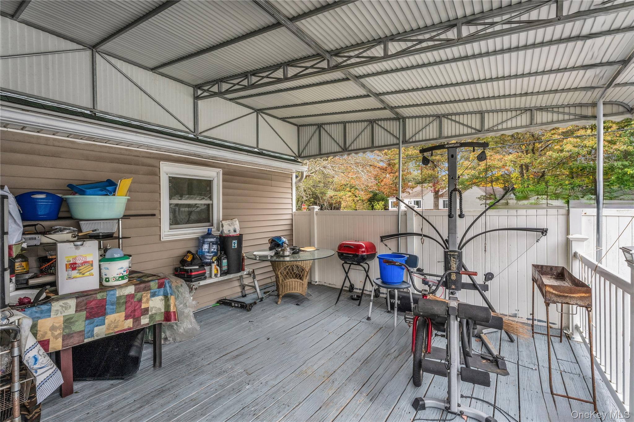 Single Family Somerset  Suffolk County, NY 11950, MLS-926620-27