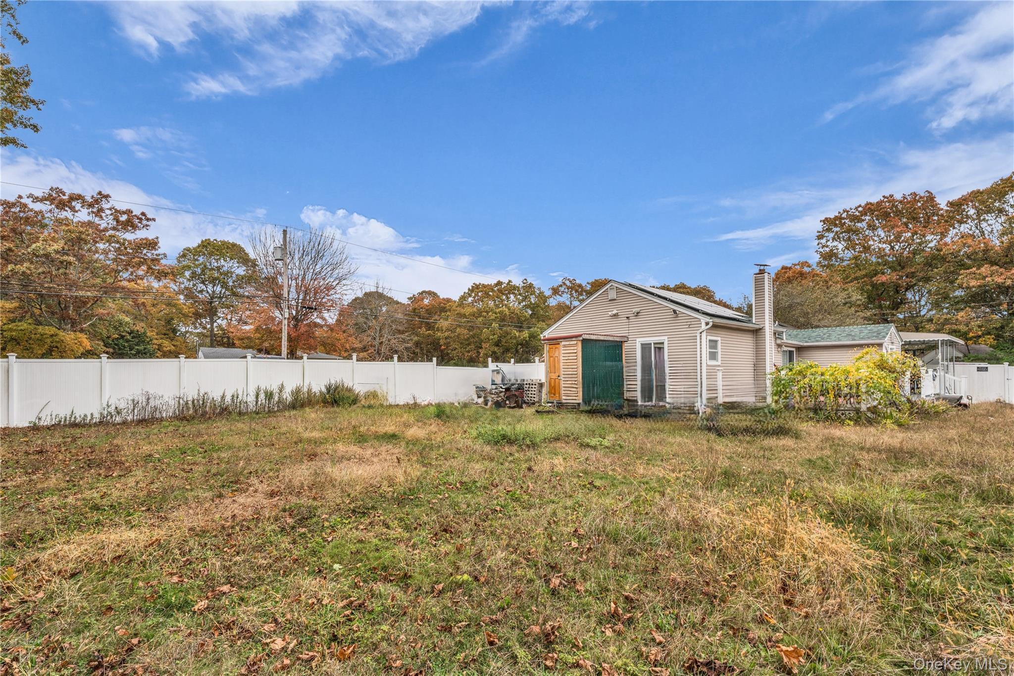 Single Family Somerset  Suffolk County, NY 11950, MLS-926620-31