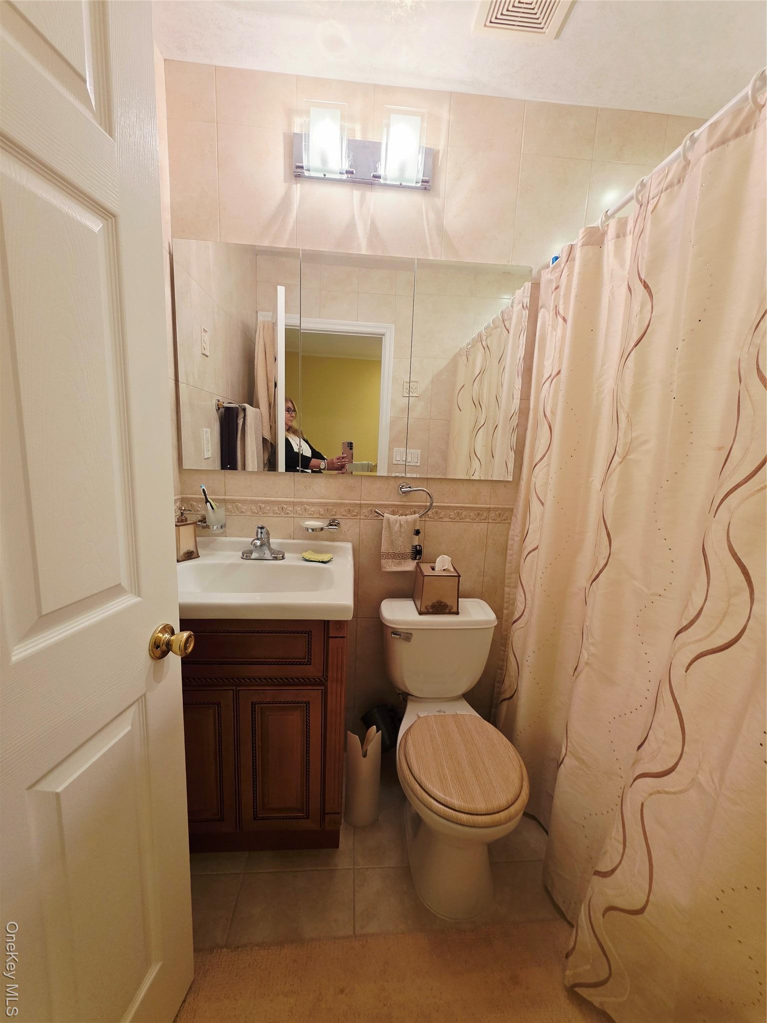 Single Family Beach 96th Queens, NY 11693, MLS-926632-40