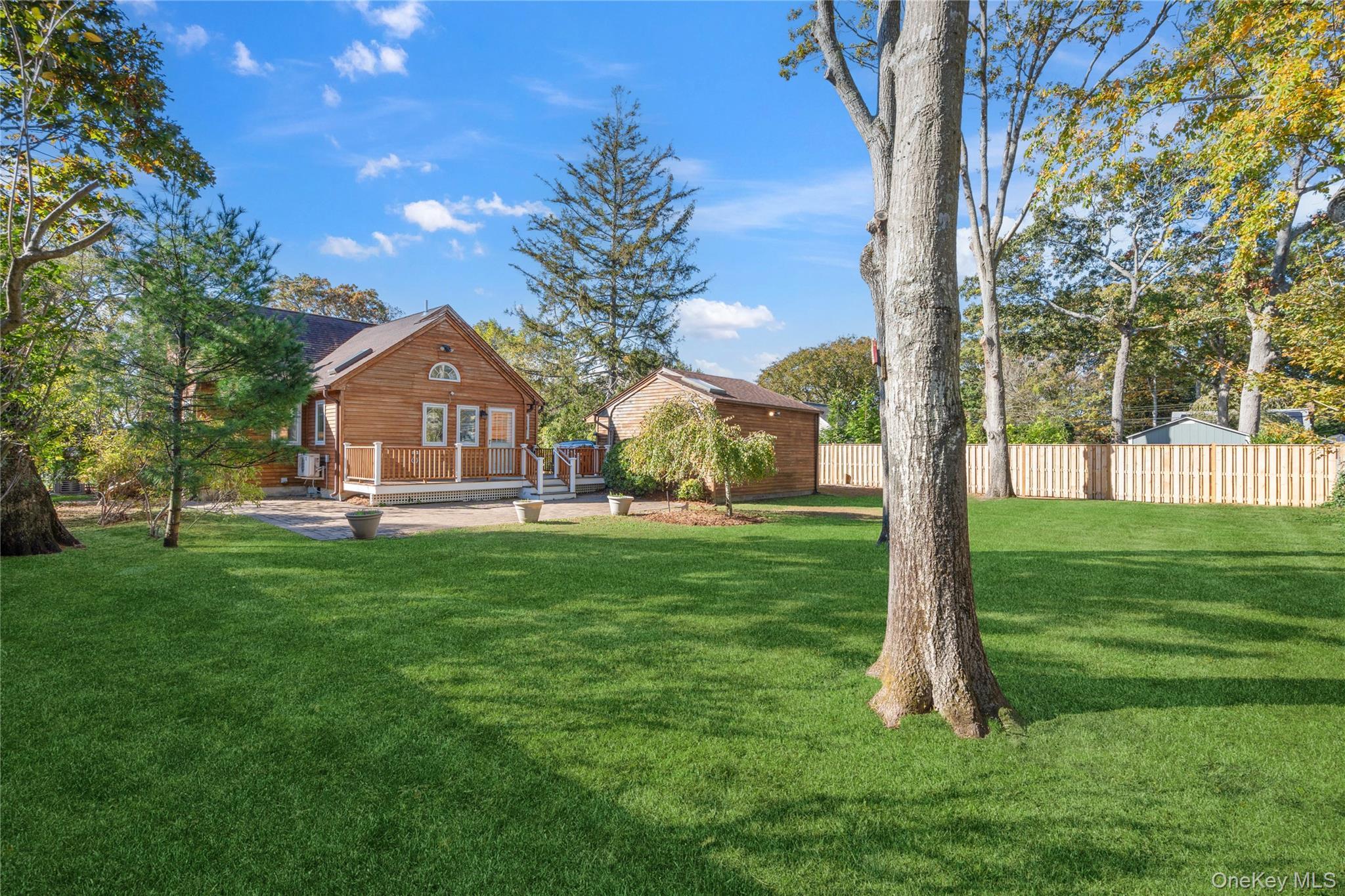 Single Family Academy  Suffolk County, NY 11705, MLS-926640-22