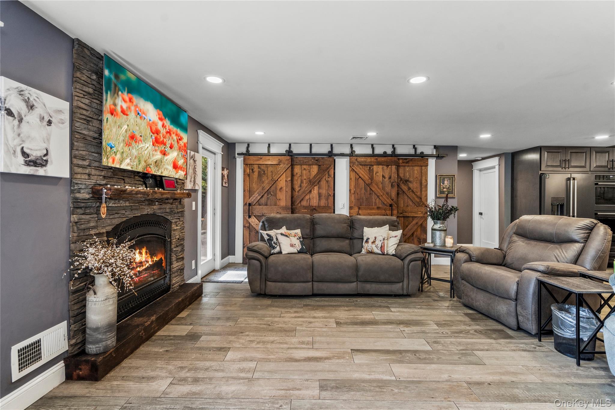 Single Family Sportsmen  Suffolk County, NY 11722, MLS-926646-3