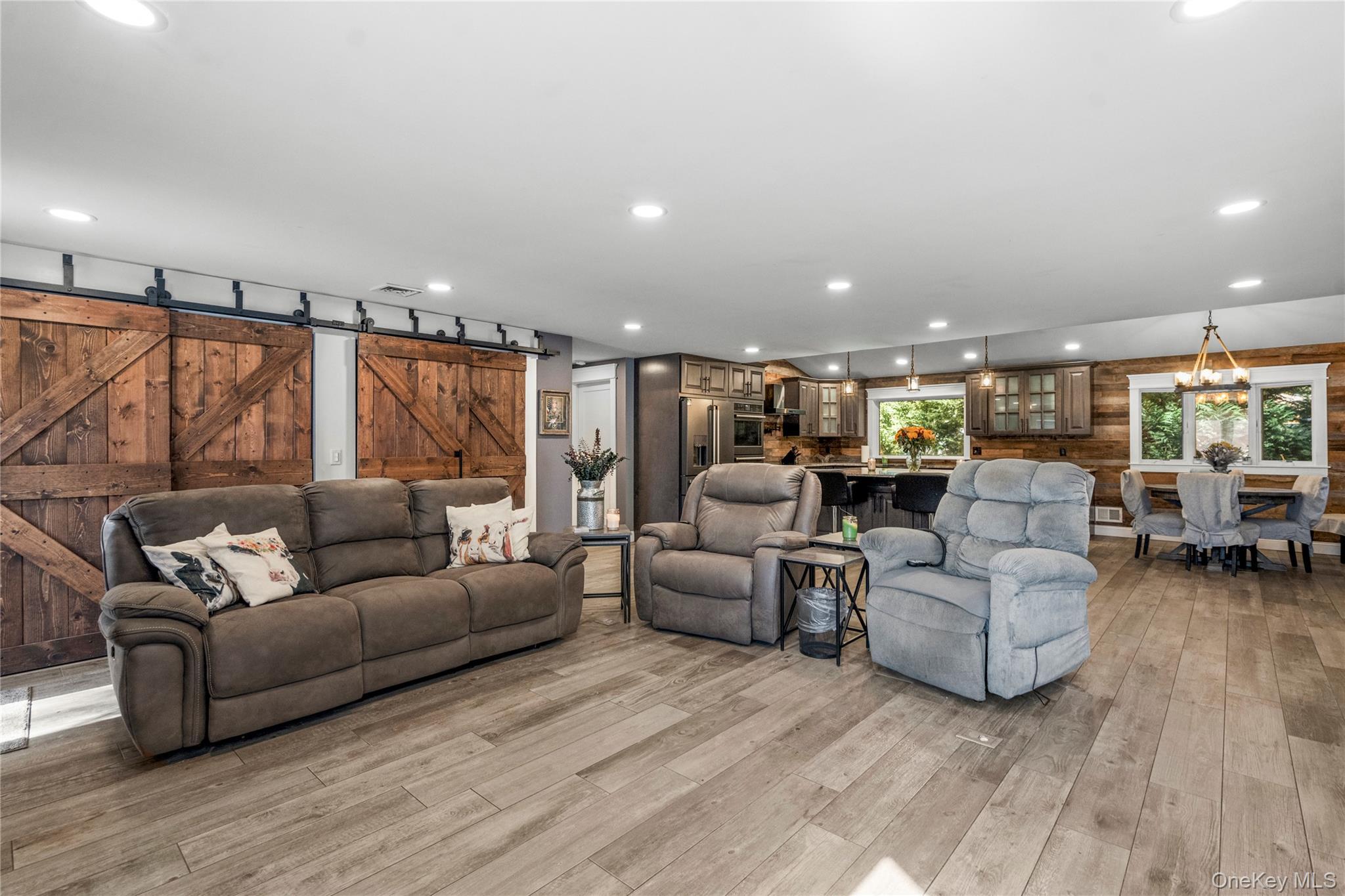 Single Family Sportsmen  Suffolk County, NY 11722, MLS-926646-4