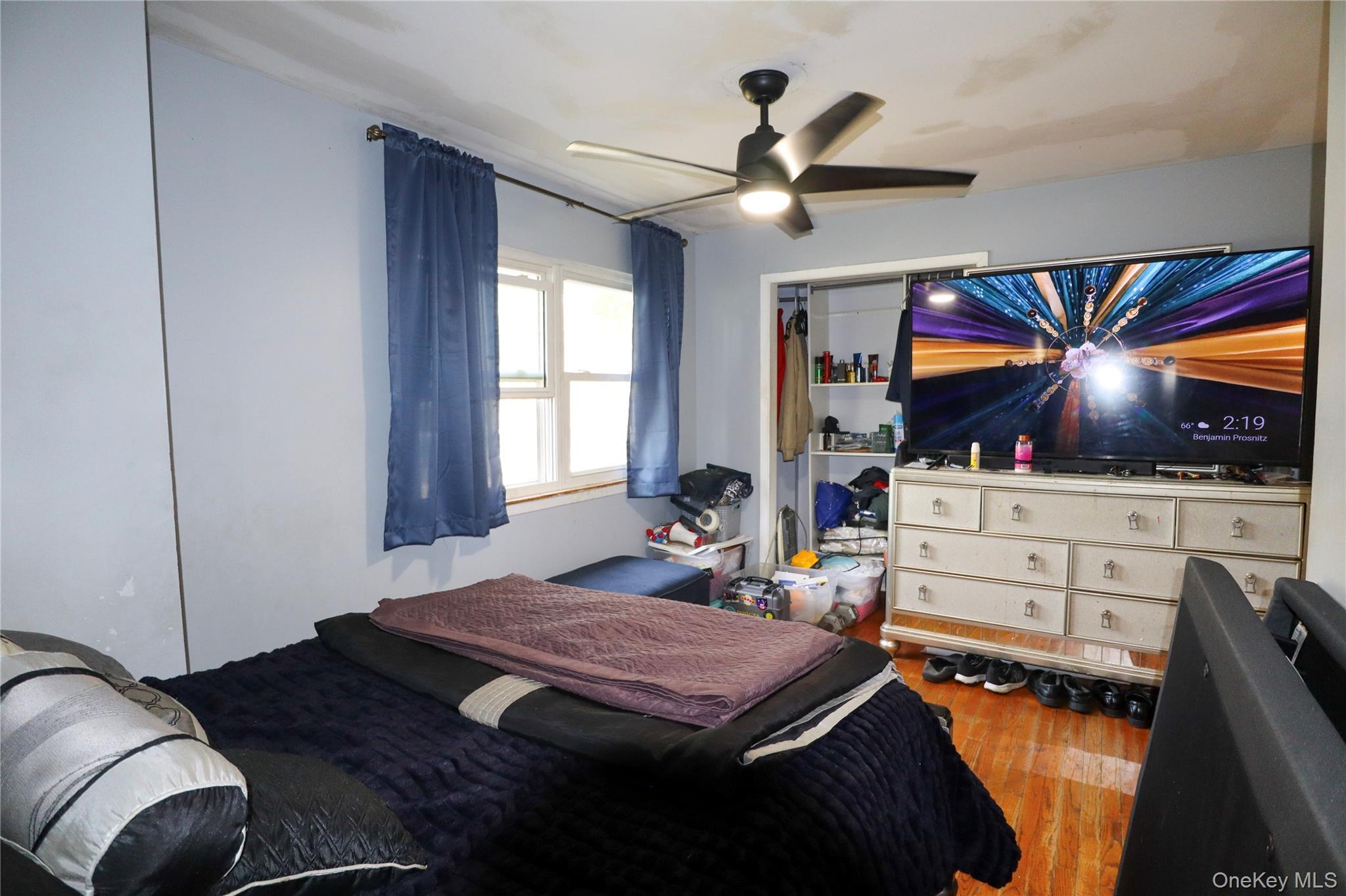 Single Family Jefferson Suffolk County, NY 11798, MLS-926663-20