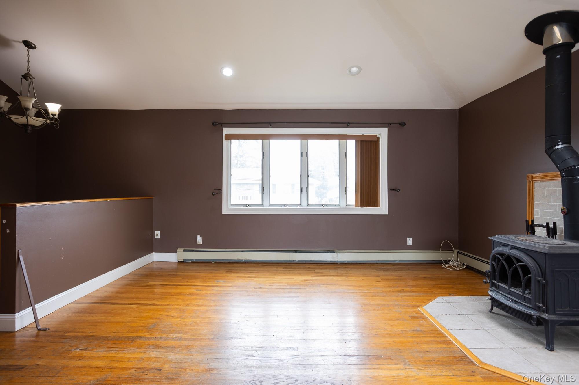 Single Family Kings  Suffolk County, NY 11757, MLS-926681-5