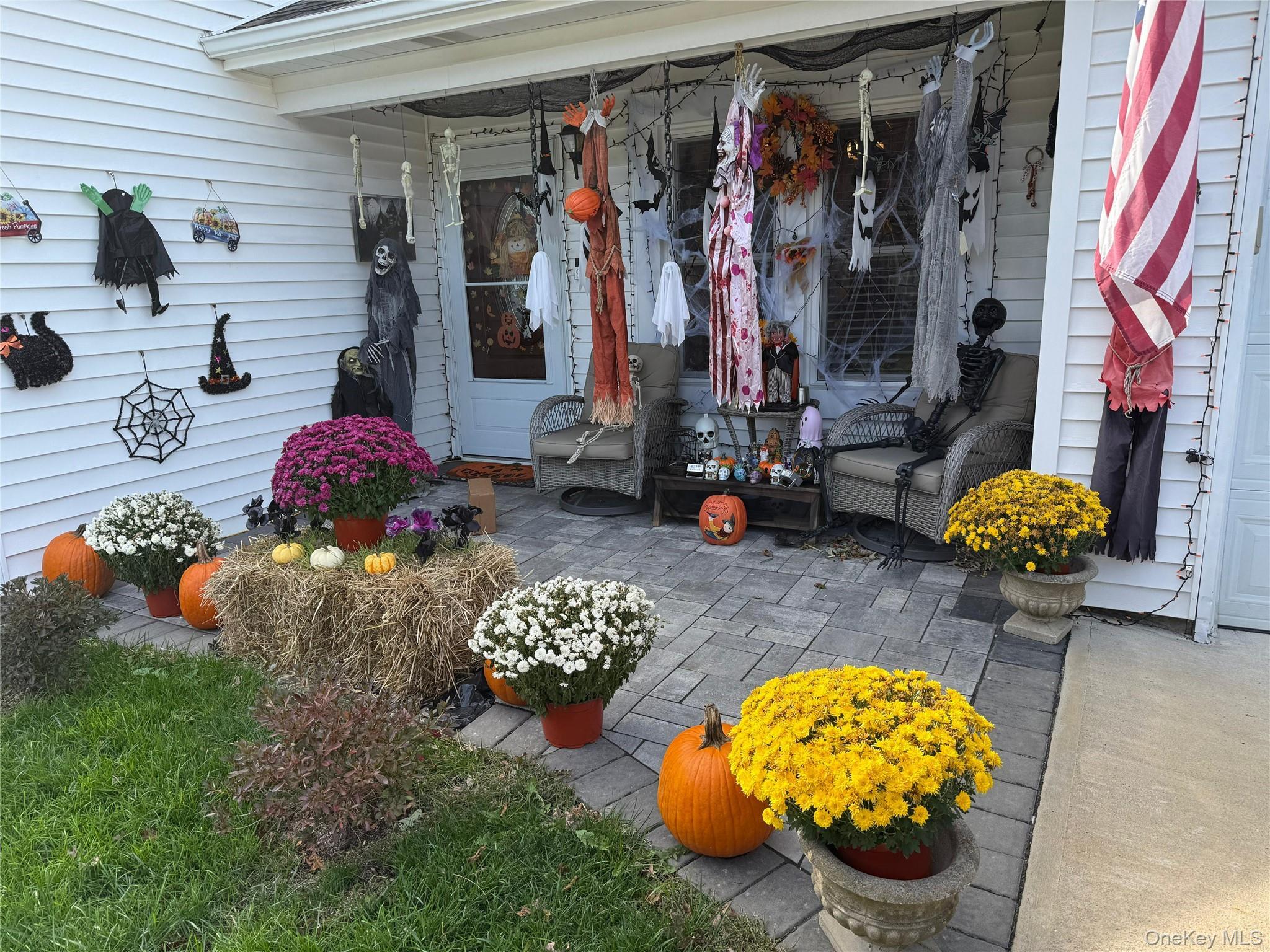 Single Family Glenmere Suffolk County, NY 11727, MLS-926689-4