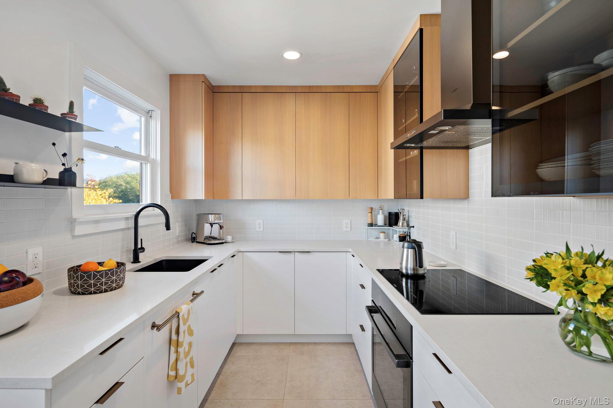 Single Family Sutton  Westchester County, NY 10562, MLS-926711-13