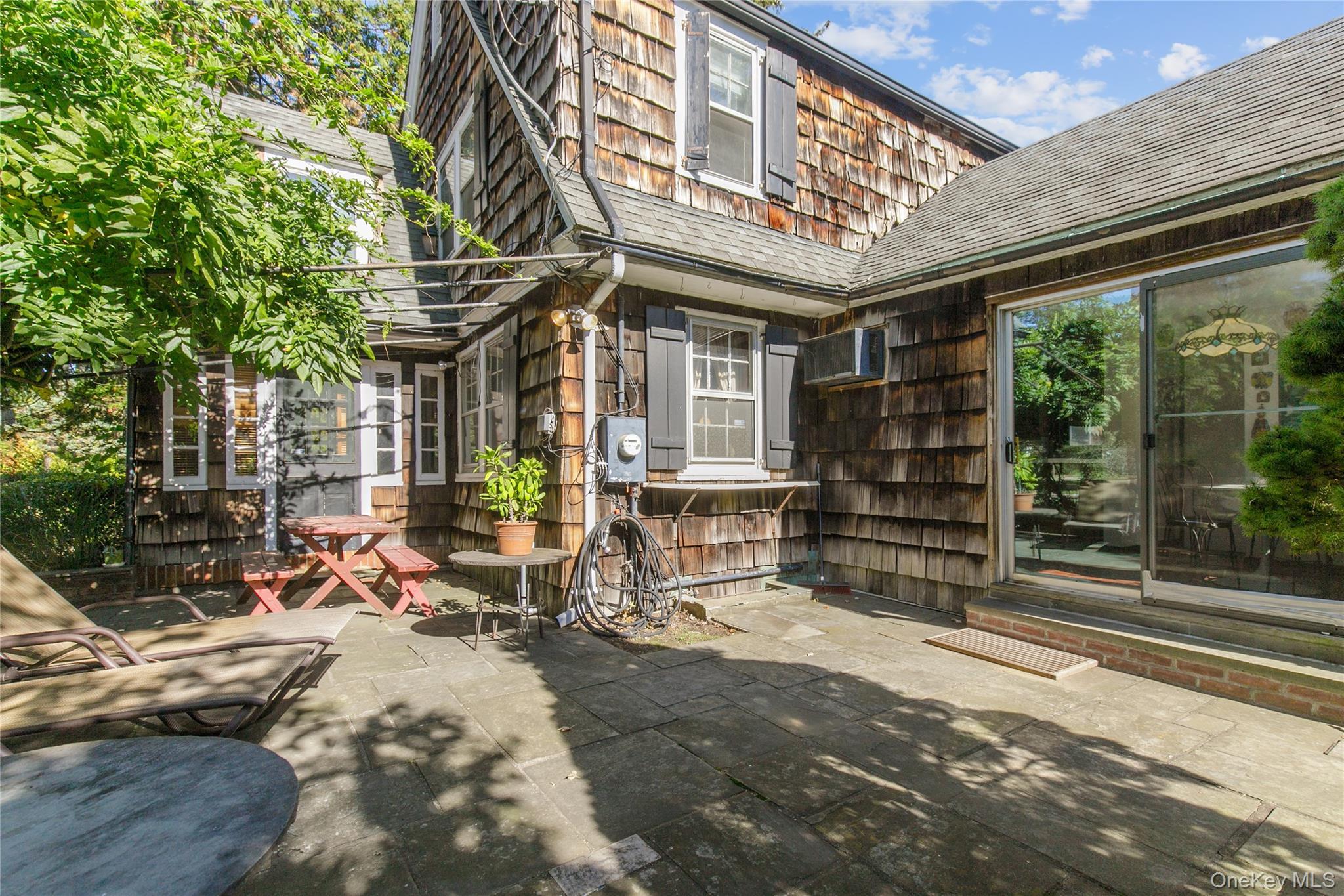 Single Family Vista Hill Nassau County, NY 11021, MLS-926723-27