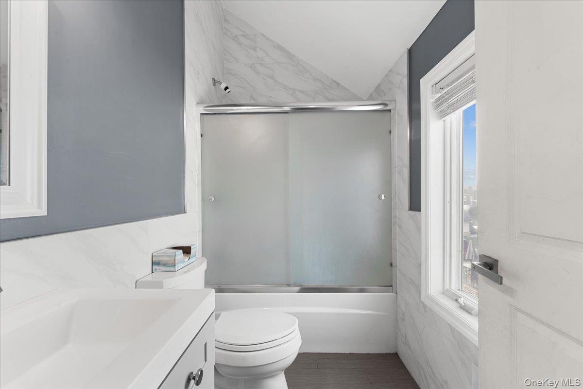 Single Family West Broadway Nassau County, NY 11557, MLS-926728-10