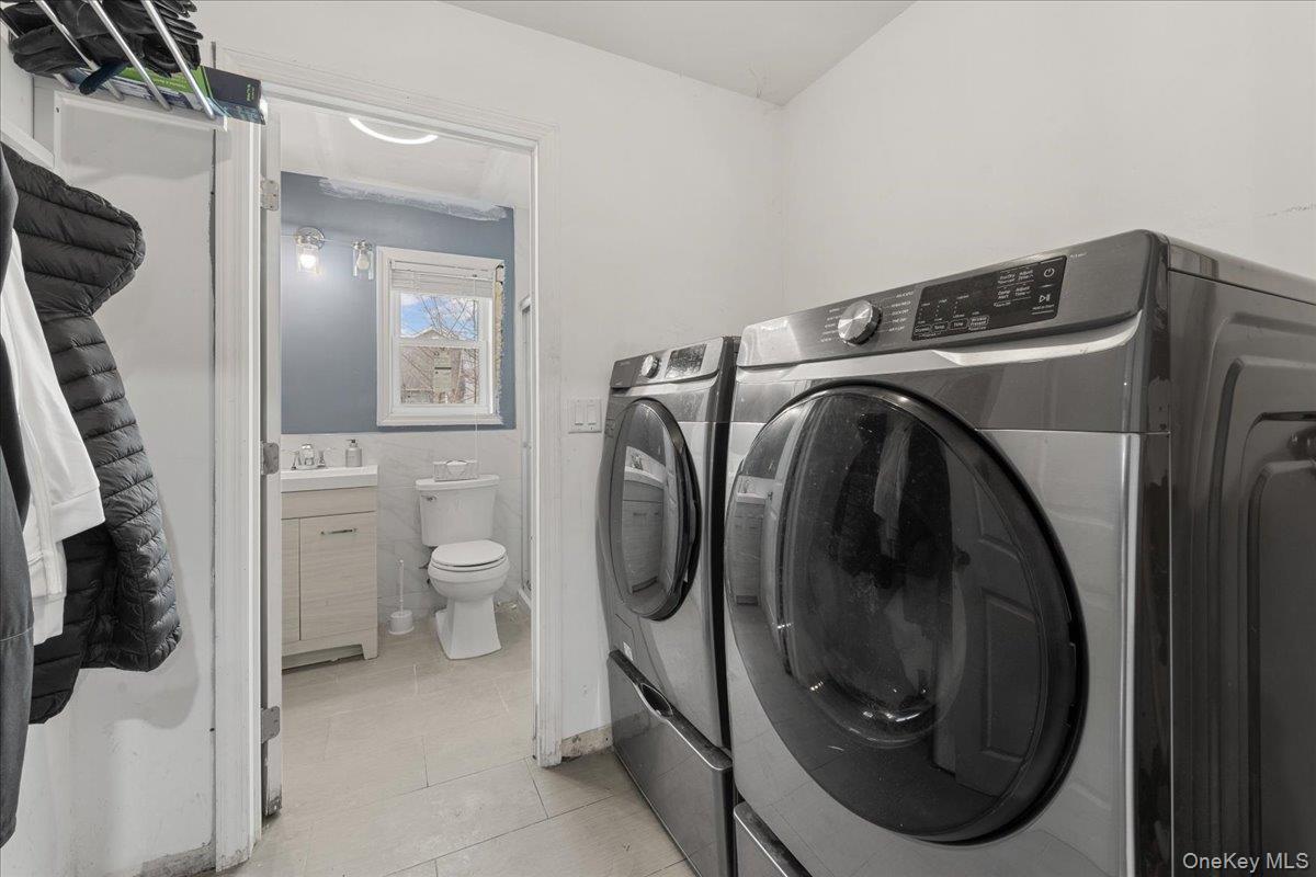 Single Family West Broadway Nassau County, NY 11557, MLS-926728-14