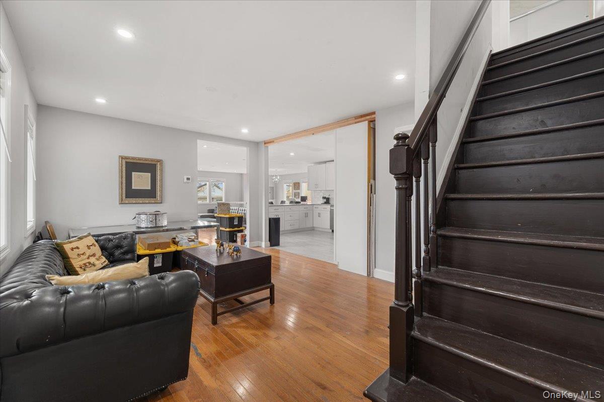 Single Family West Broadway Nassau County, NY 11557, MLS-926728-17