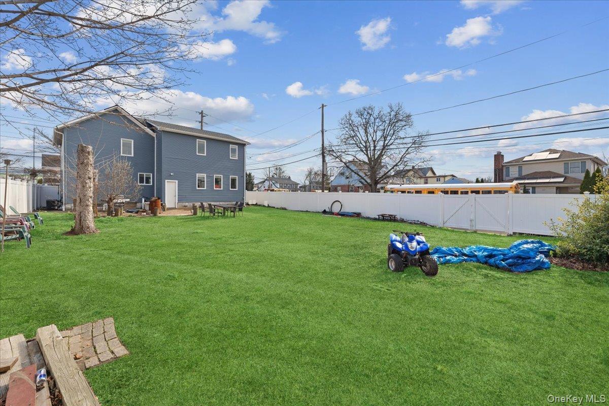 Single Family West Broadway Nassau County, NY 11557, MLS-926728-37