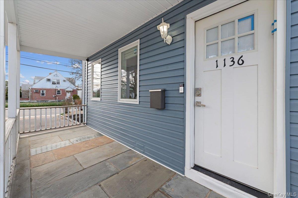 Single Family West Broadway Nassau County, NY 11557, MLS-926728-38