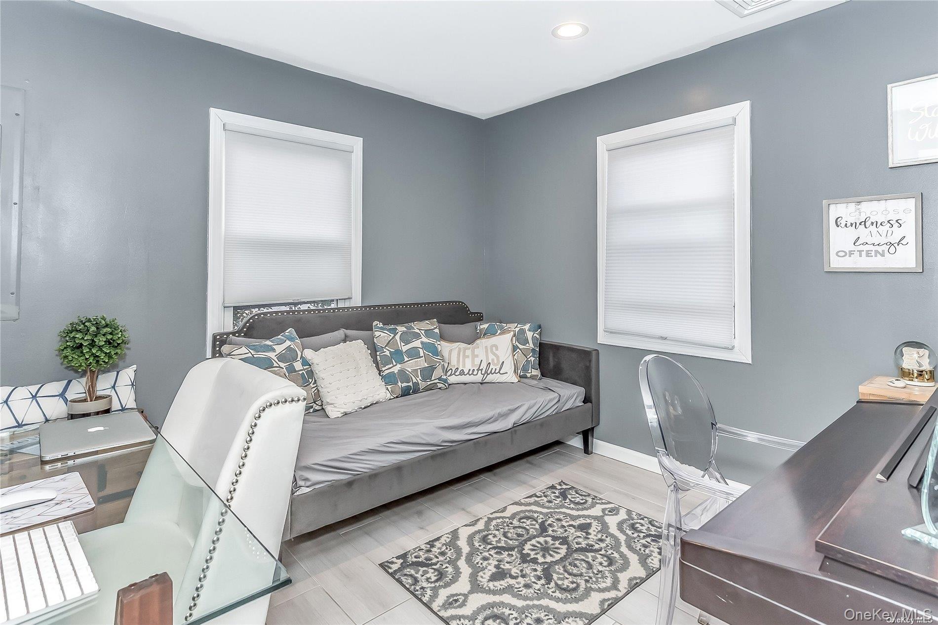 Single Family Maple Nassau County, NY 11561, MLS-926733-10