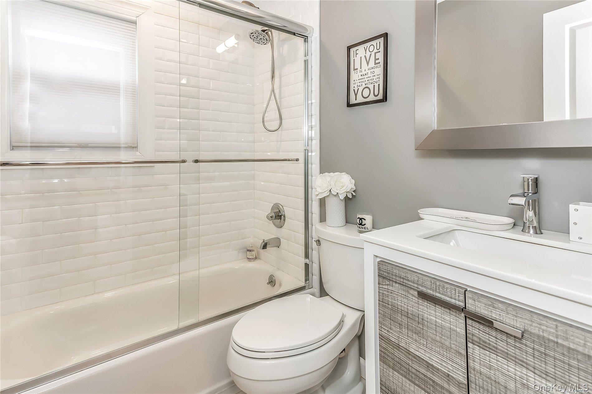 Single Family Maple Nassau County, NY 11561, MLS-926733-11