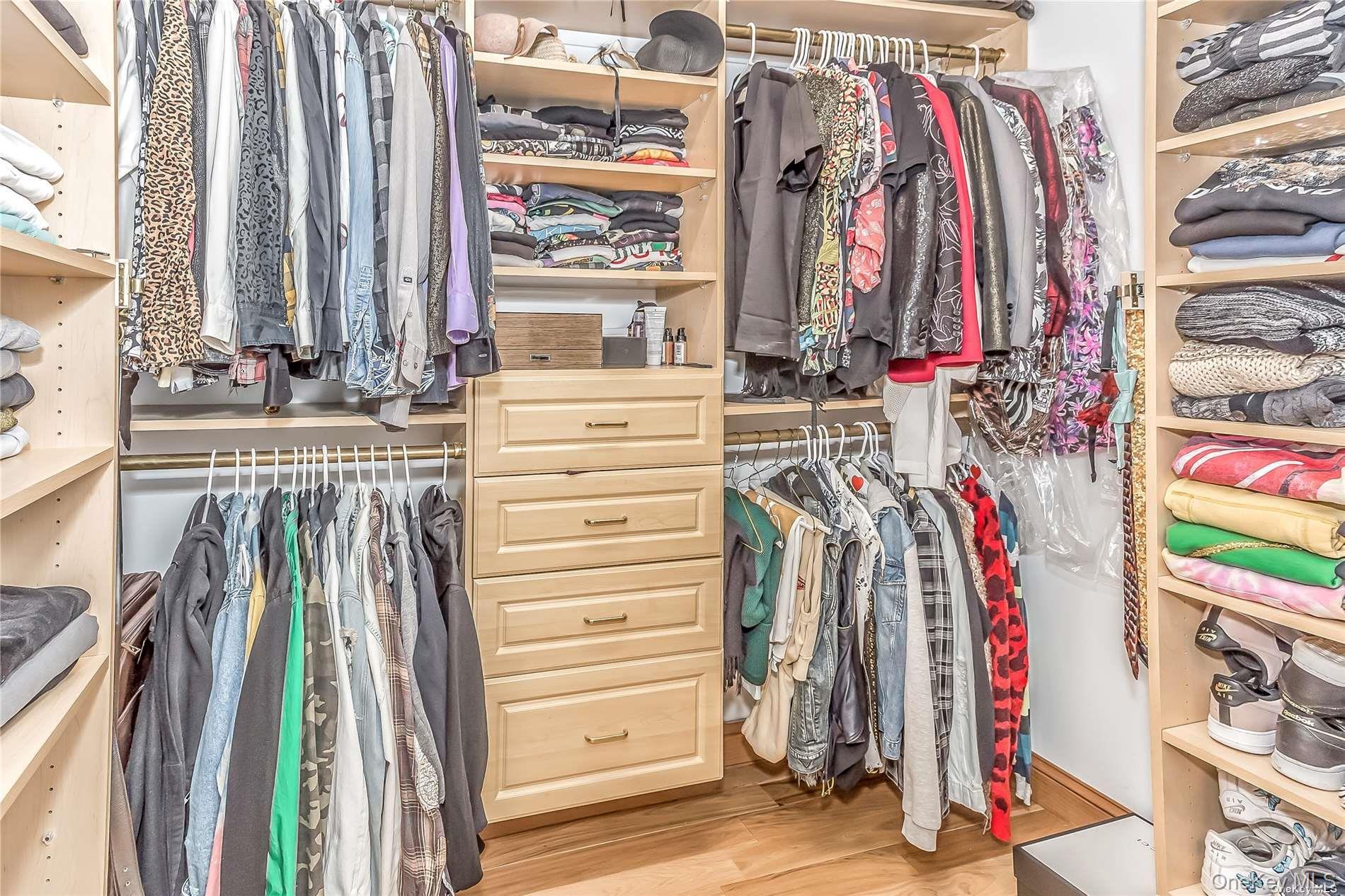 Single Family Maple Nassau County, NY 11561, MLS-926733-15