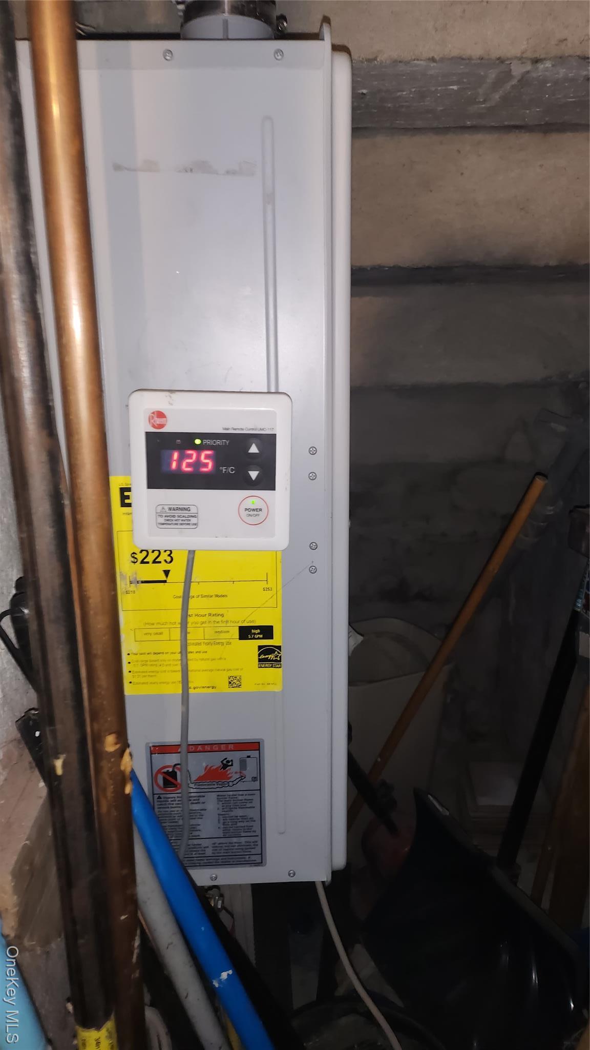 Single Family Richardson  Bronx, NY 10470, MLS-926735-18